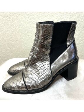 Alexandre Birman Metallic Silver Gray Margareth Python Ankle Boots Size 9